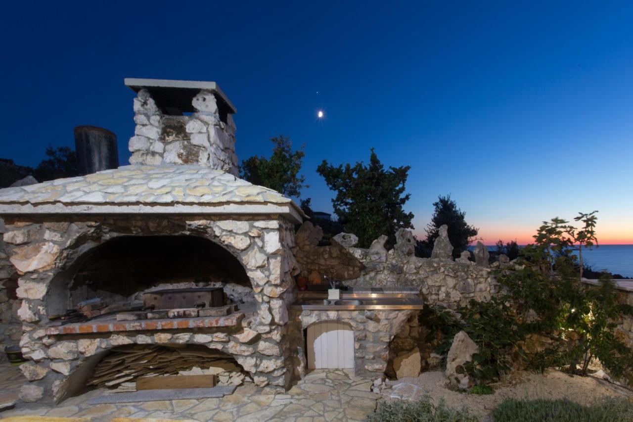 Villa, Stone House With Swimming Pool & Sauna, Beach, Sevid Exterior foto