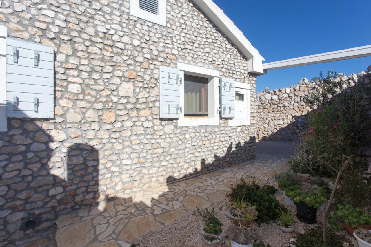 Villa, Stone House With Swimming Pool & Sauna, Beach, Sevid Exterior foto