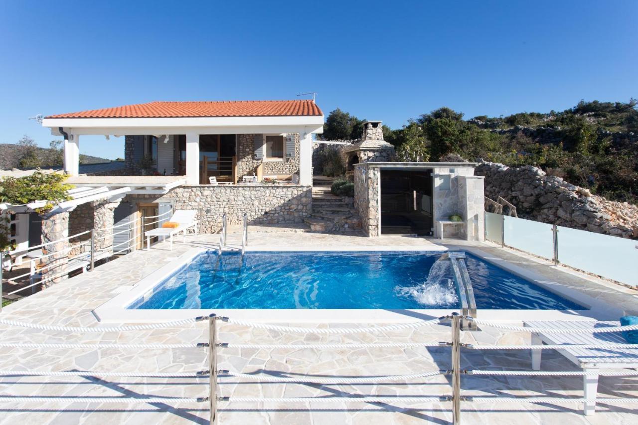 Villa, Stone House With Swimming Pool & Sauna, Beach, Sevid Exterior foto
