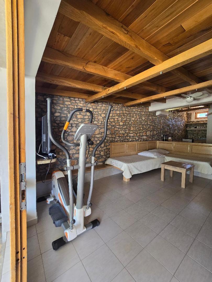 Villa, Stone House With Swimming Pool & Sauna, Beach, Sevid Exterior foto